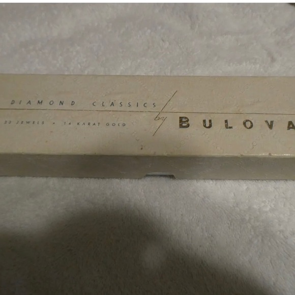 Art Deco Bulova 14k White Gold and Diamond Ladies WristWatch RUNNING - Picture 11 of 12